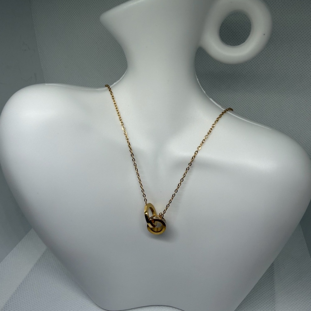 Elegant Gold Necklace Stainless Steel